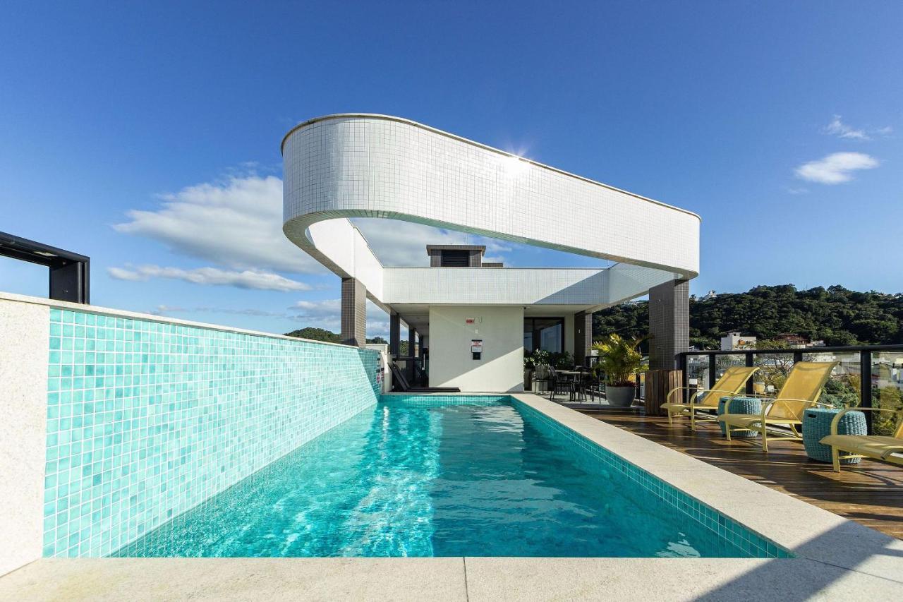 Aion Suites 205 - Lindo Apartamento Com Vista Para O Mar, A 60M Da Praia De Bombinhas, Com Piscina E Academia No Rooftop. Esterno foto